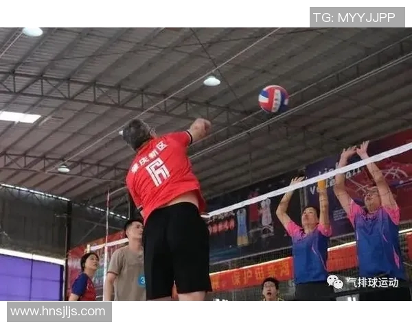 重庆排球队防守策略解析助力球队在排球赛场上崭露头角