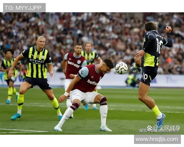 欧冠激战萨克达对决曼城谁能在绿茵场上笑到最后