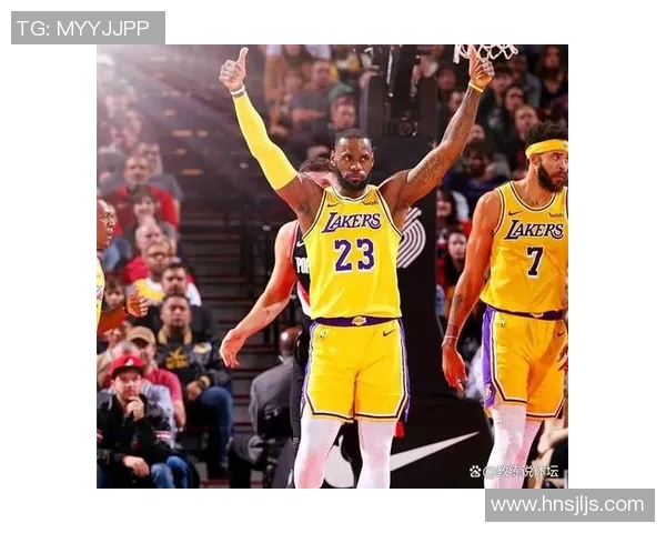 詹姆斯闪耀全场贡献40分10篮板7助攻湖人加时逆转勇士成功晋级季后赛 詹姆斯闪耀全场贡献40分10篮板7助攻湖人加时逆转勇士成功晋级季后赛