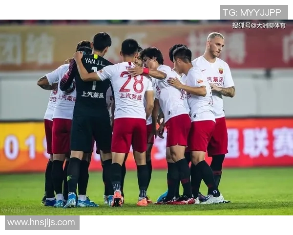 中协天津迎战上港全力争胜展现球队实力与斗志